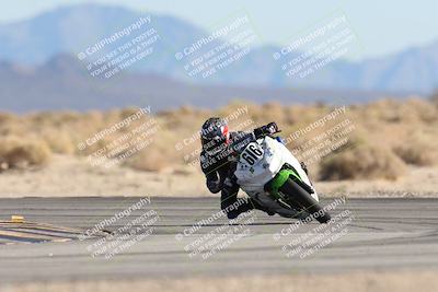 media/Dec-07-2025-CVMA (Sun) [[3e7d2de5dc]]/Race 9-Formula UL Shootout/